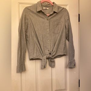 Madewell, medium, 100% cotton, cute, gray, tie at bottom, comfy shirt